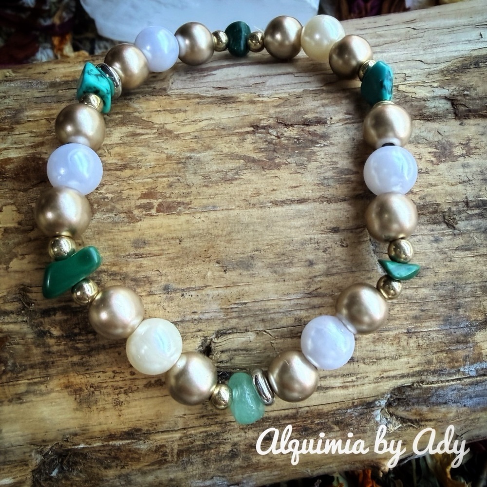Pearl green gemstones and Gold Beaded Bracelet